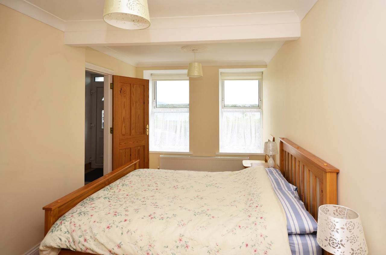 Cottage 236 ラウンドストーン エクステリア 写真